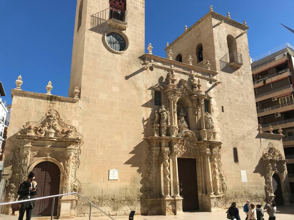 Las Brisas Del Mediterraneo Alicante Bagian luar foto